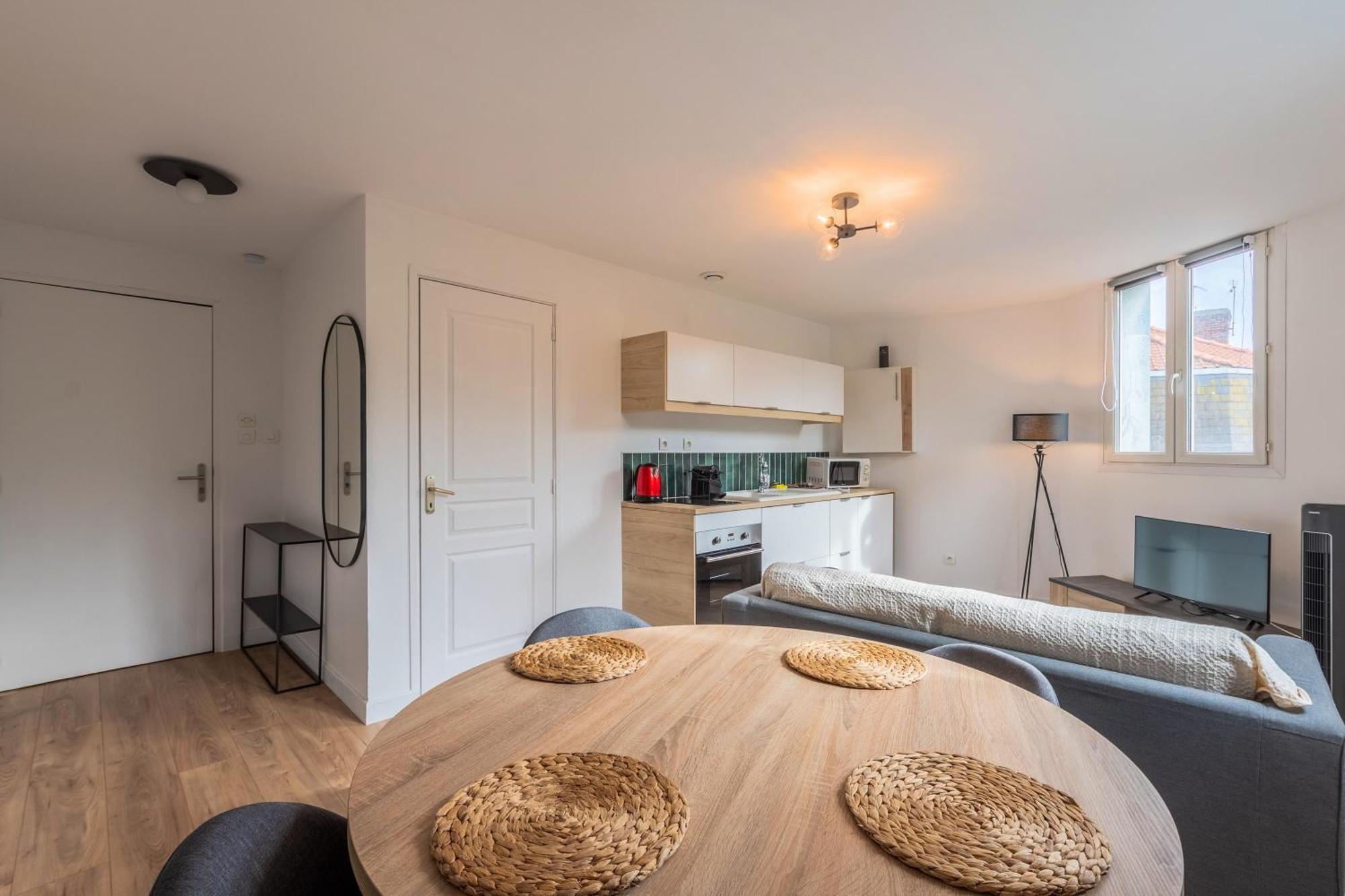Le Du Louvre Apartment